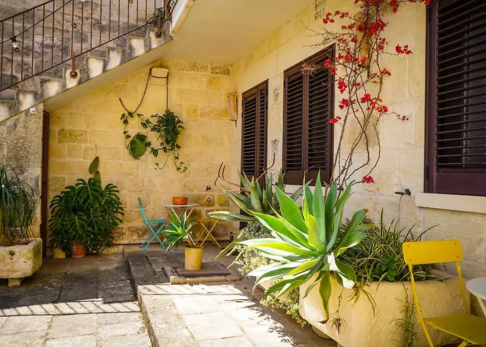 לינה וארוחת בוקר La Muzza